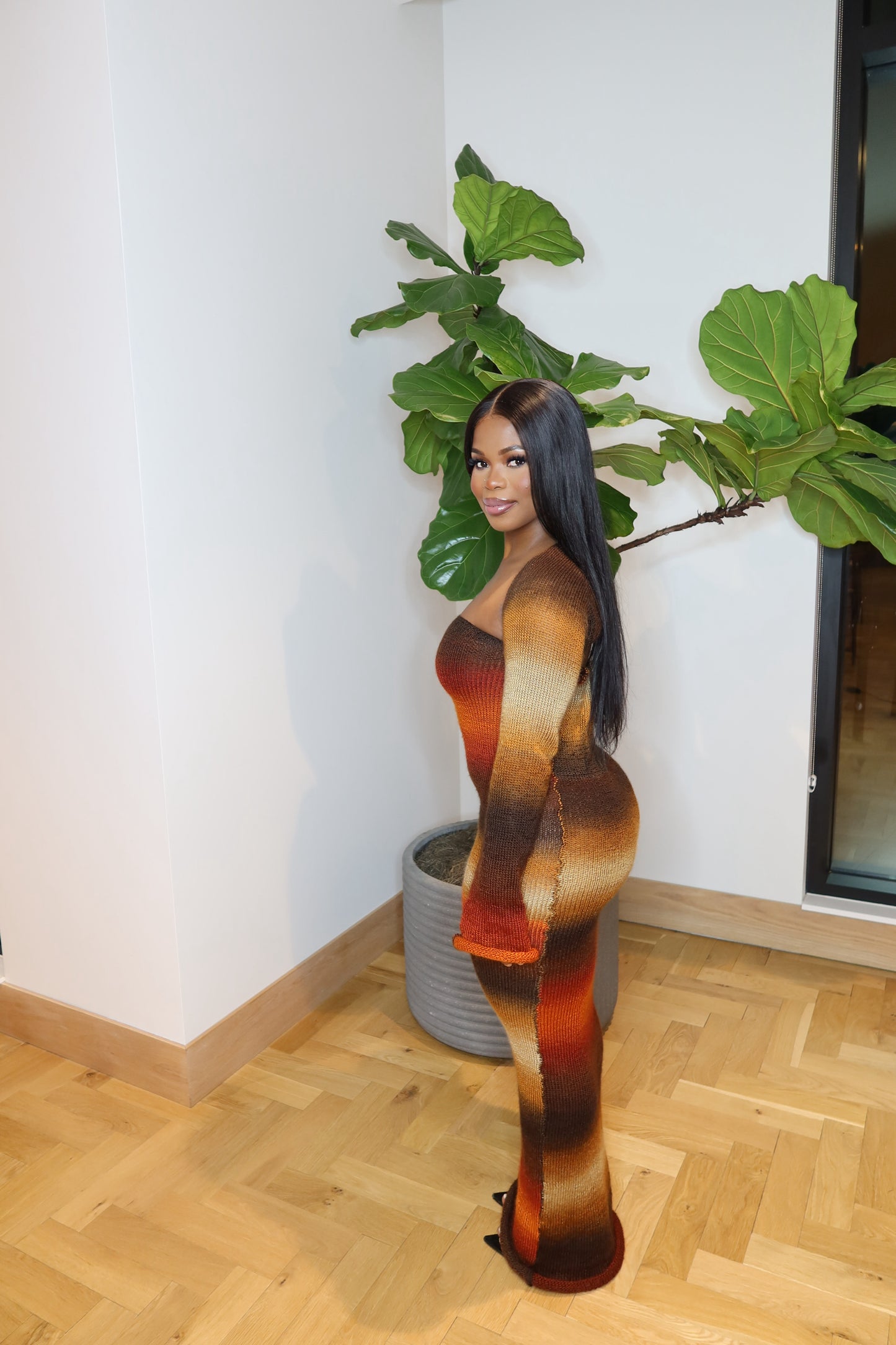 AUTUMN BODY-CON DRESS